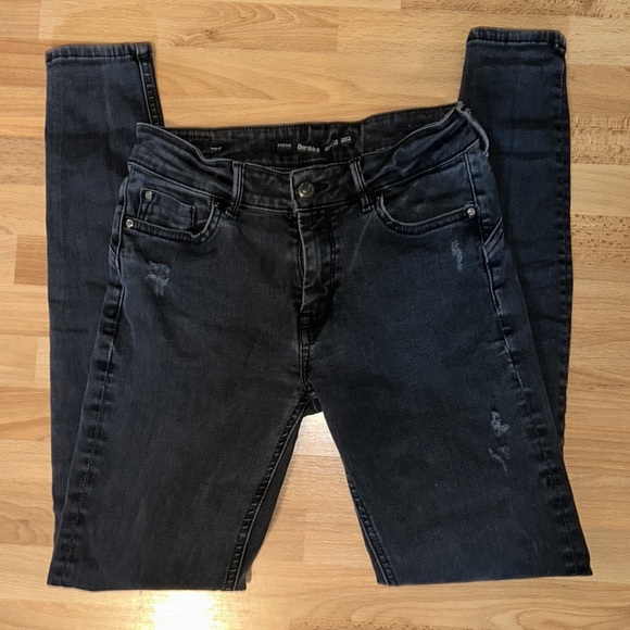 Black push-up jeans from Breshka - Picture 3 of 4